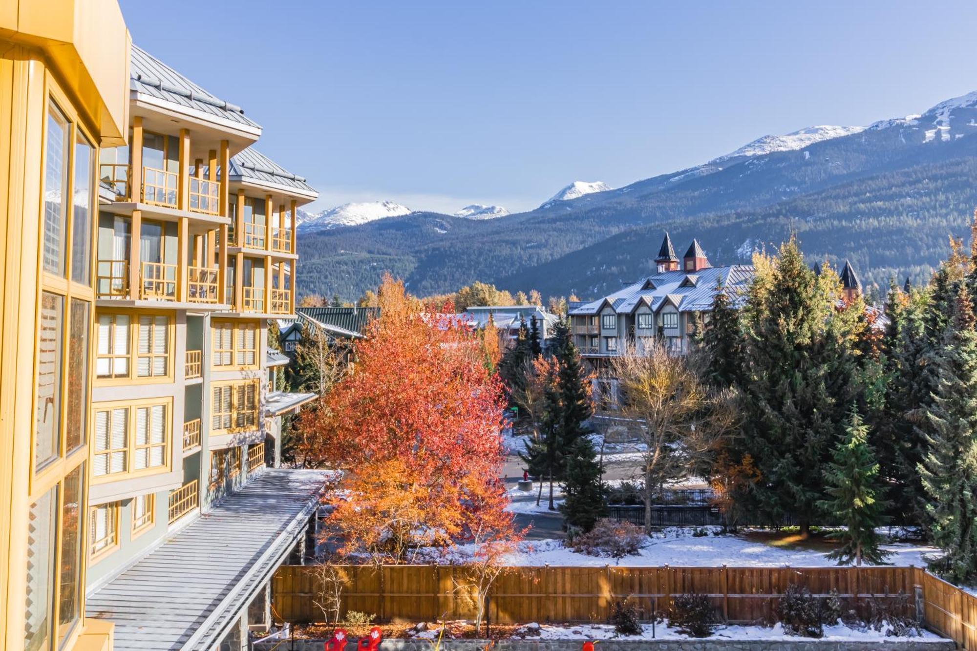 Cascade Lodge ウィスラー エクステリア 写真