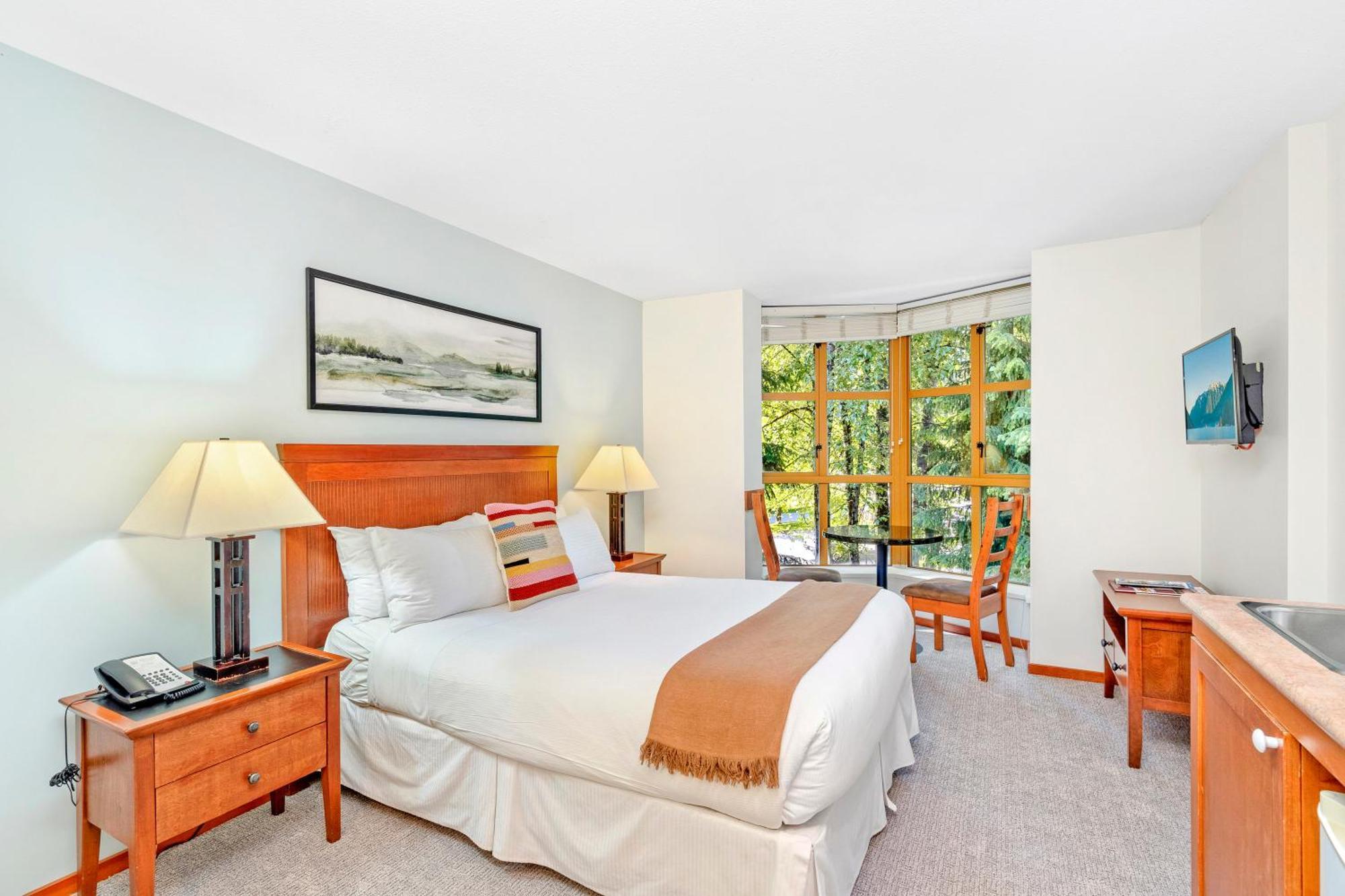 Cascade Lodge ウィスラー エクステリア 写真